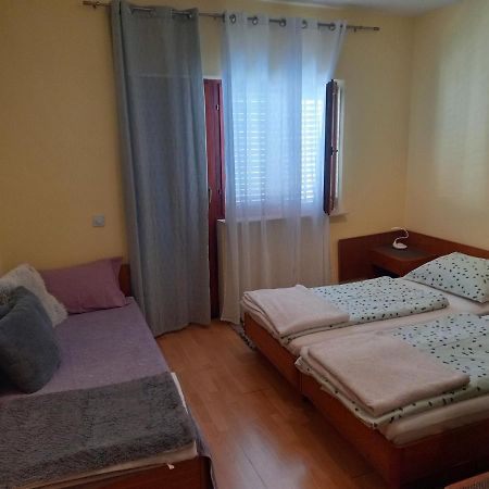 Apartman Goran Водице Екстериор снимка